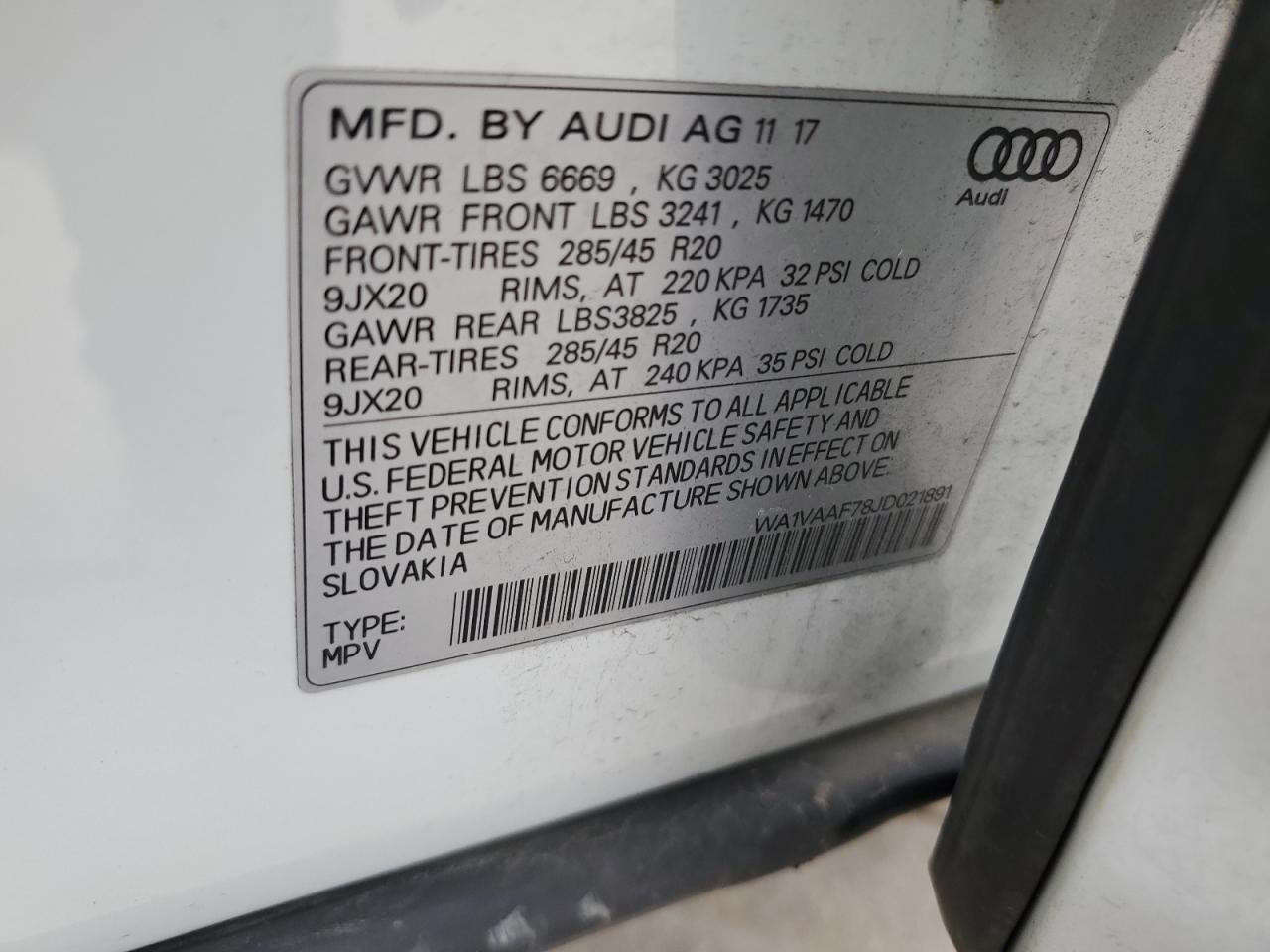 WA1VAAF78JD021891 2018 Audi Q7 Prestige