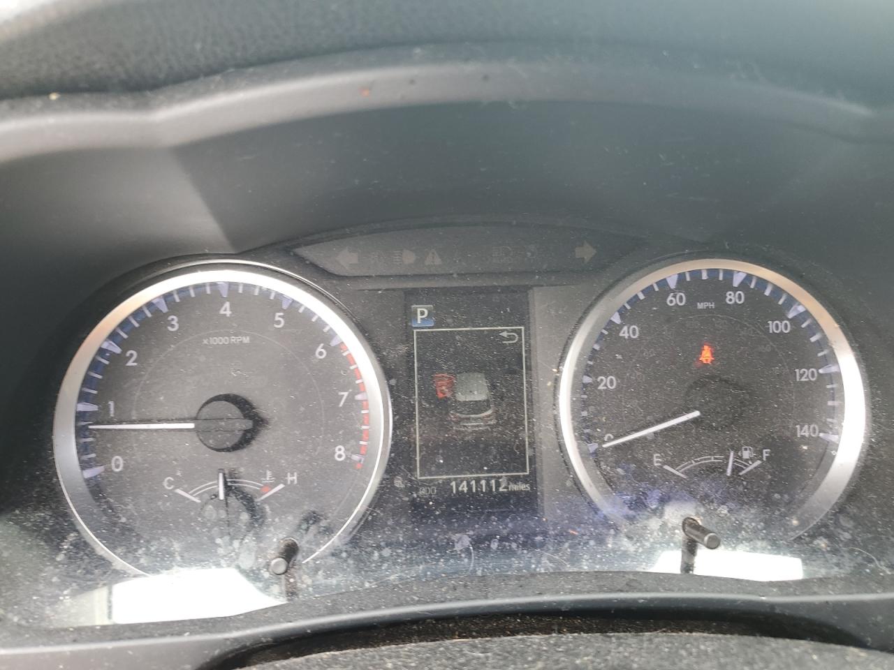 5TDZARFH8KS051901 2019 Toyota Highlander Le