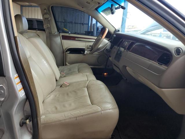 2004 Lincoln Town Car Ultimate VIN: 1LNHM83WX4Y653959 Lot: 58989274