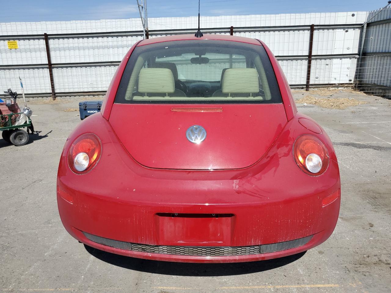 3VWRG31C78M523633 2008 Volkswagen New Beetle S