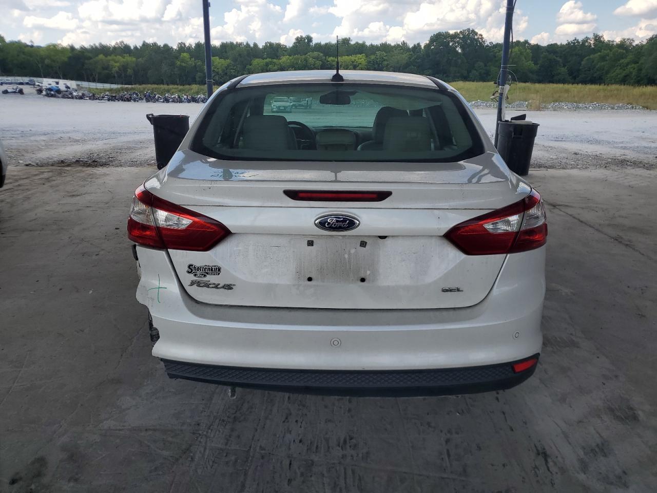 1FAHP3H25CL471933 2012 Ford Focus Sel