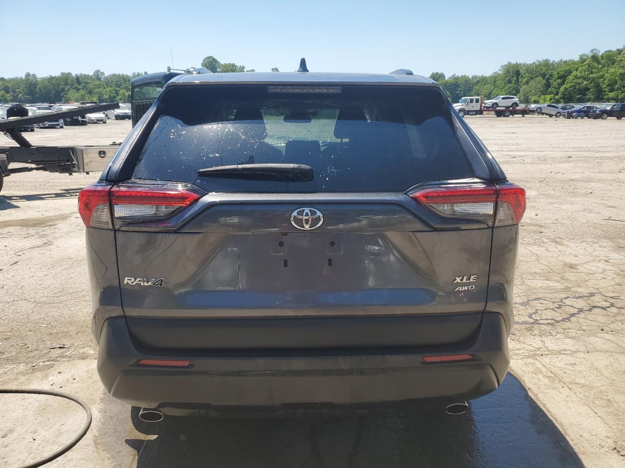2T3P1RFV6MC182485 2021 Toyota Rav4 Xle