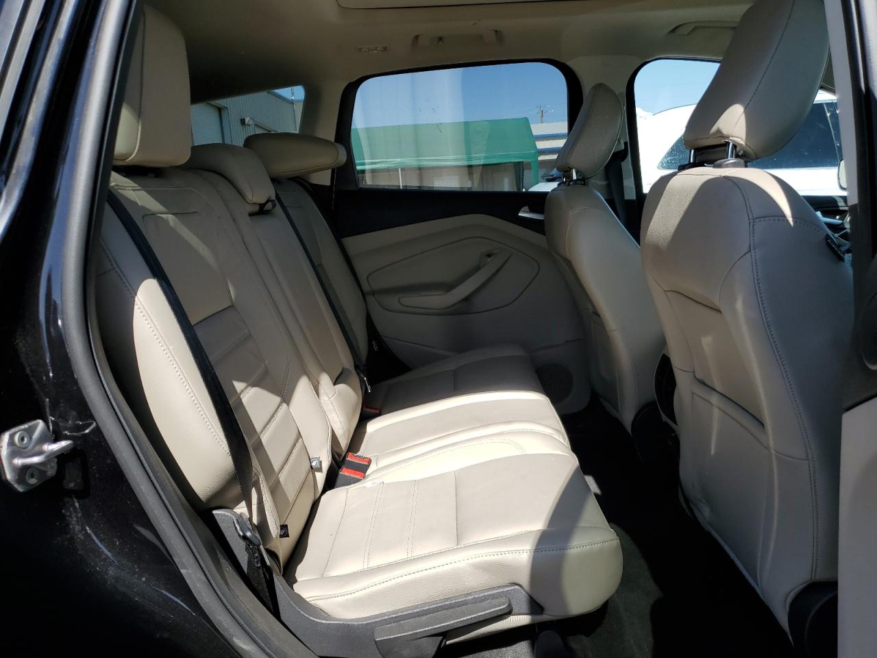 2019 Ford Escape Titanium vin: 1FMCU9J97KUC53990