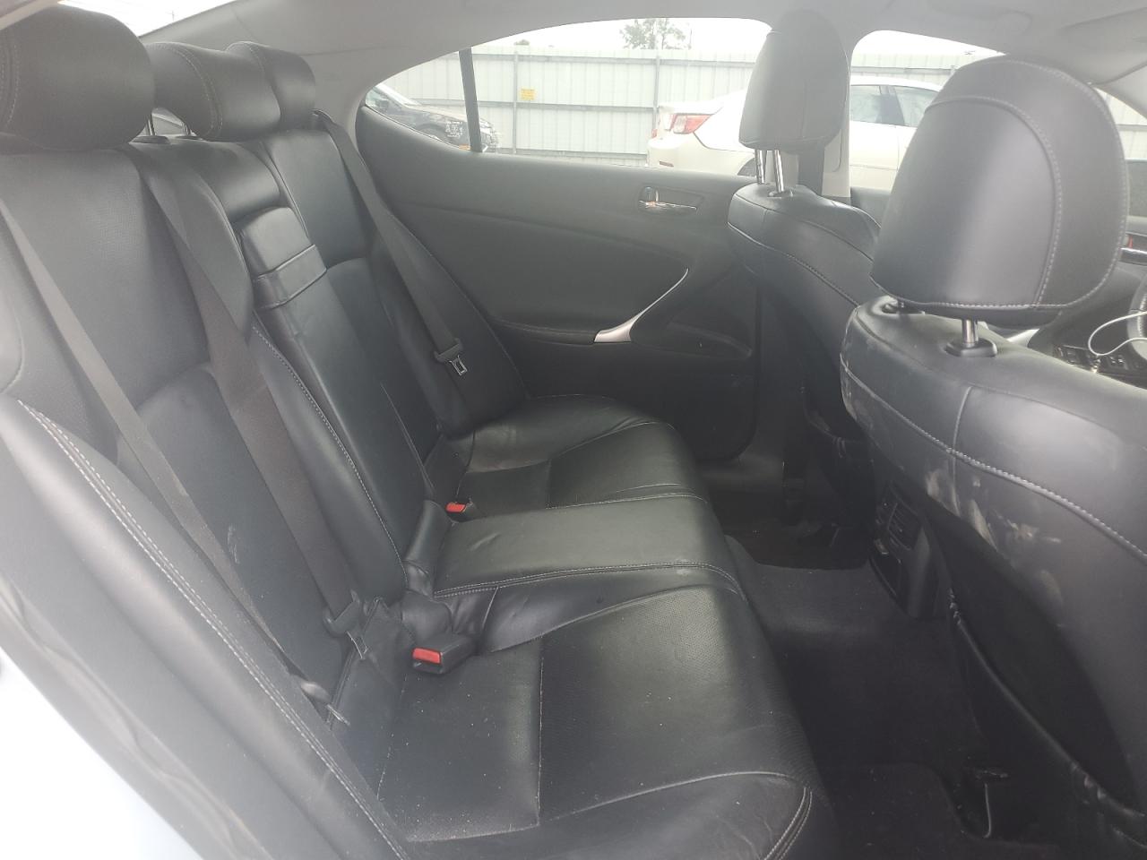 JTHCF5C25B5052024 2011 Lexus Is 250