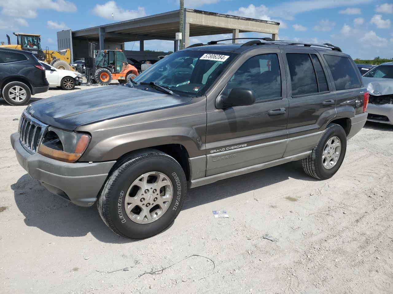 1J4GW58S5XC717576 1999 Jeep Grand Cherokee Laredo