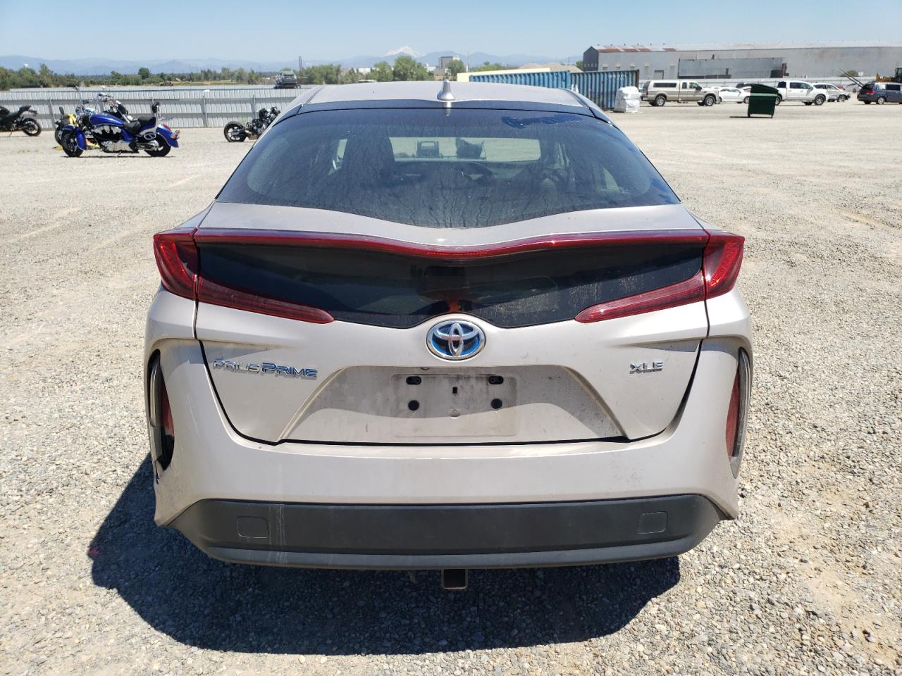 JTDKAMFP0N3210556 2022 Toyota Prius Prime Le