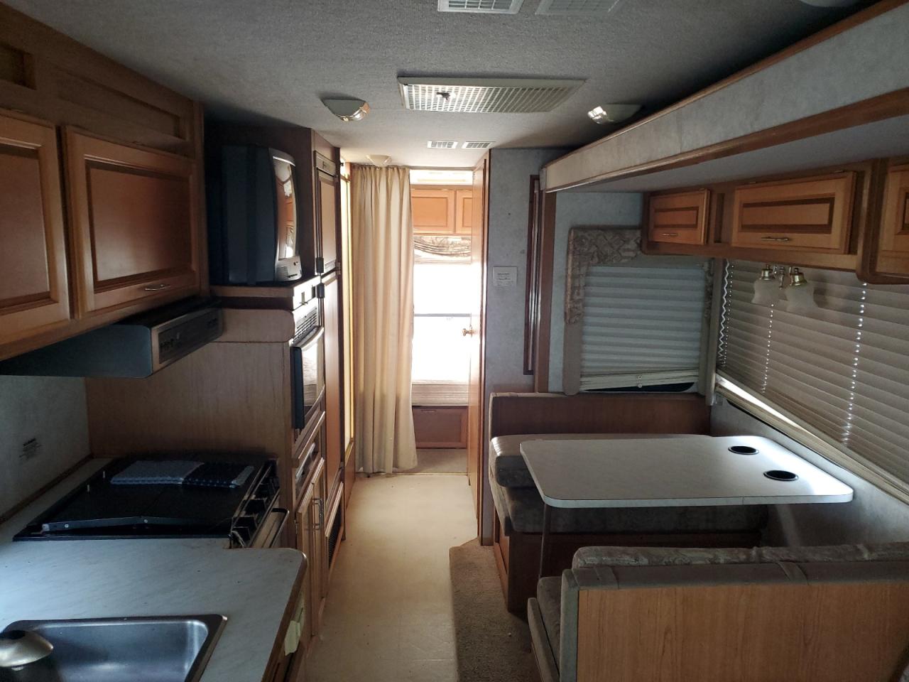 1FDXE40S8XHA52623 1999 Ford Econoline E450 Super Duty Cutaway Van Rv