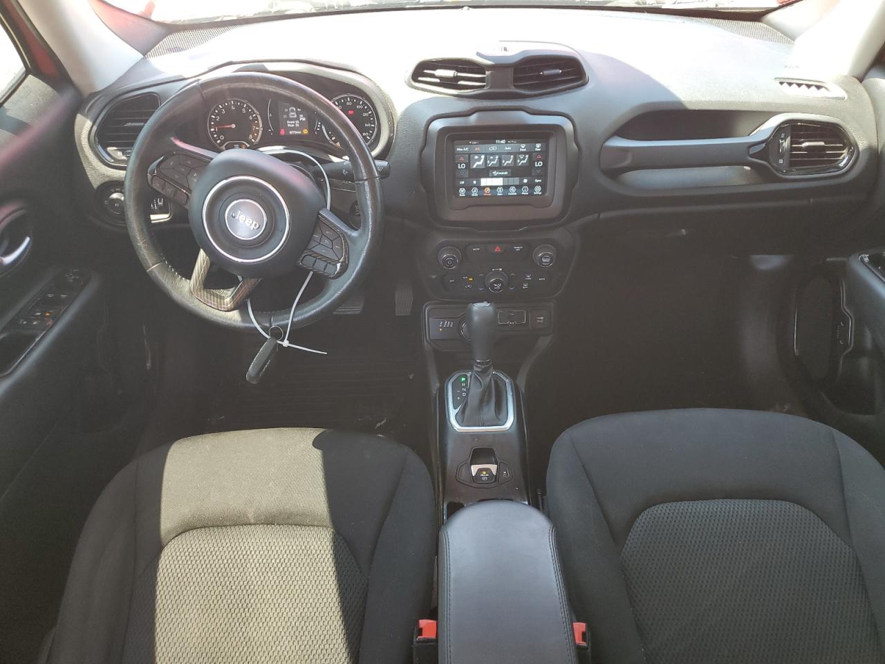 ZACNJBBB3LPL70044 2020 Jeep Renegade Latitude