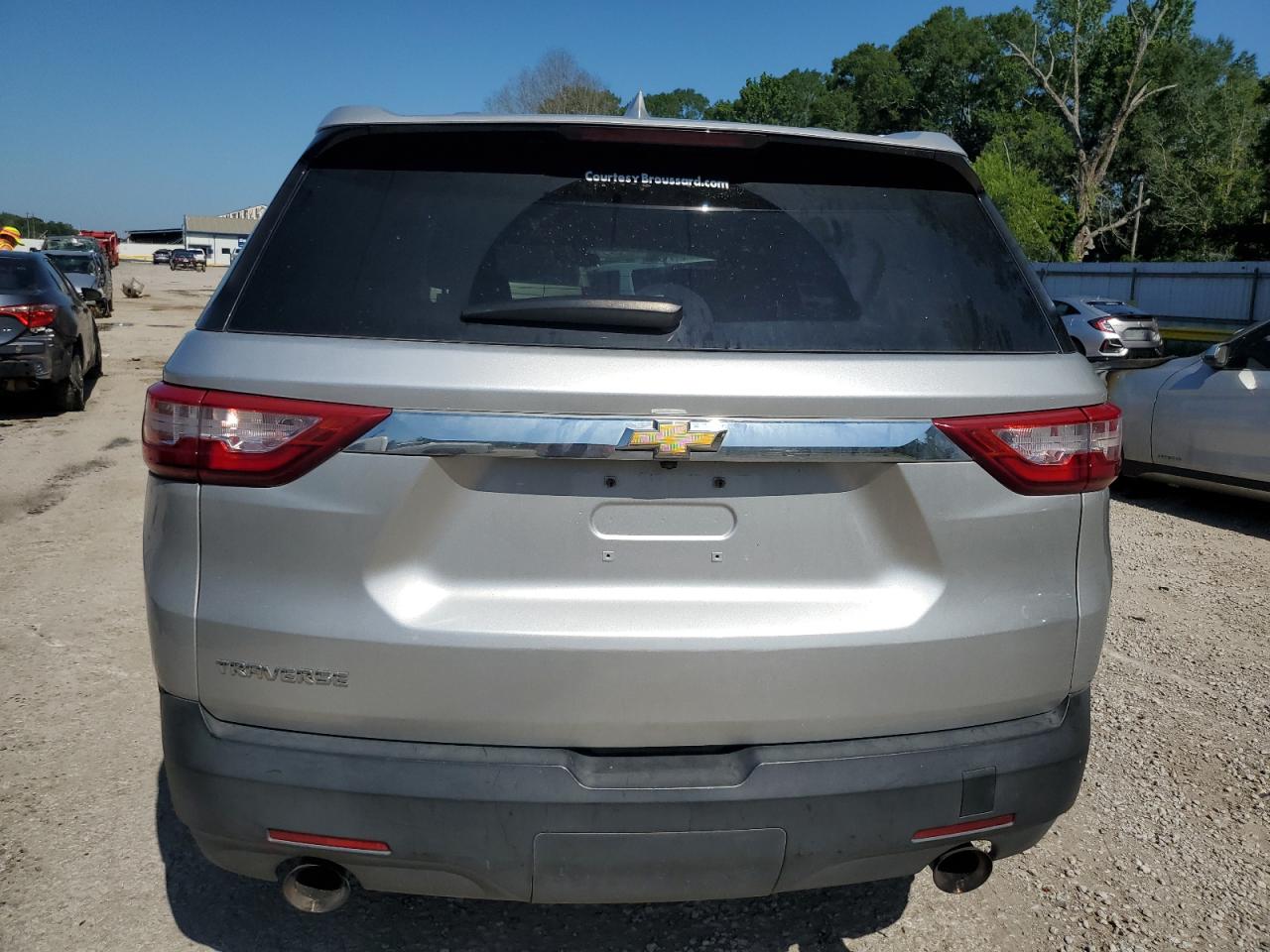 1GNERFKW0KJ298814 2019 Chevrolet Traverse Ls