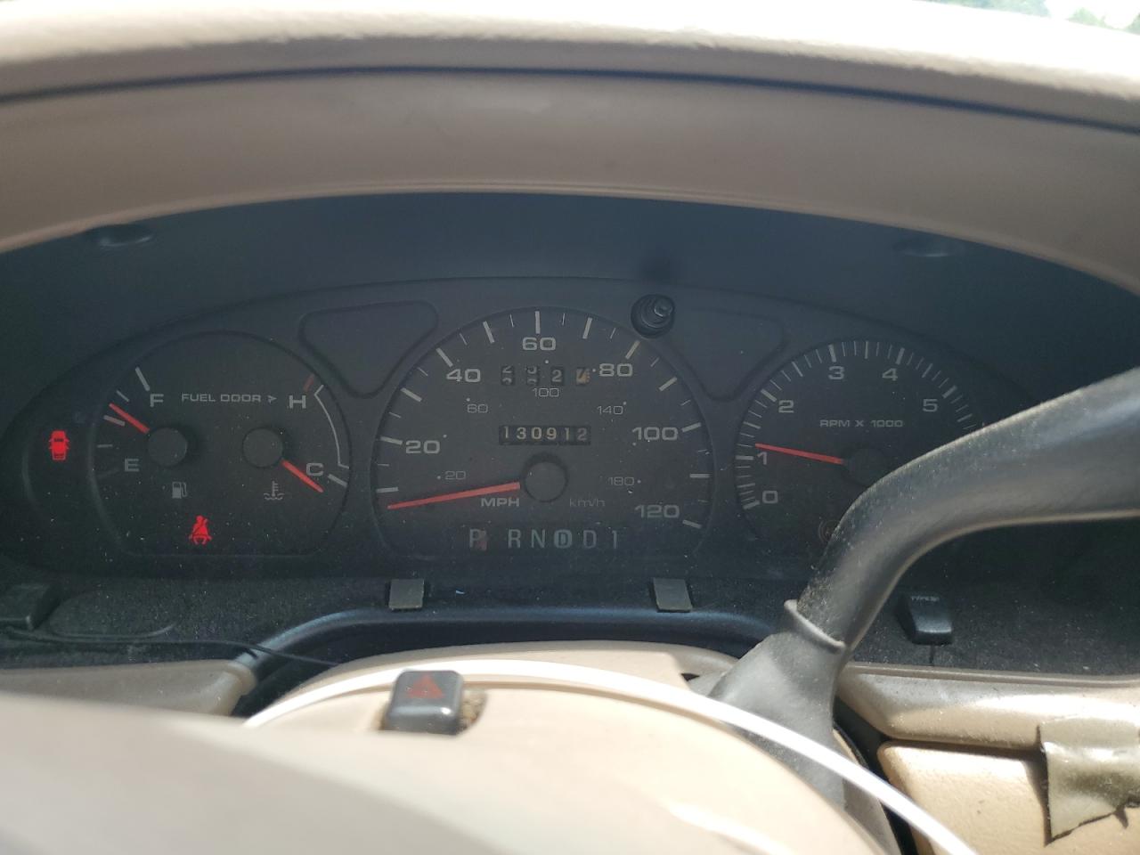 1FAFP52U03G209811 2003 Ford Taurus Lx