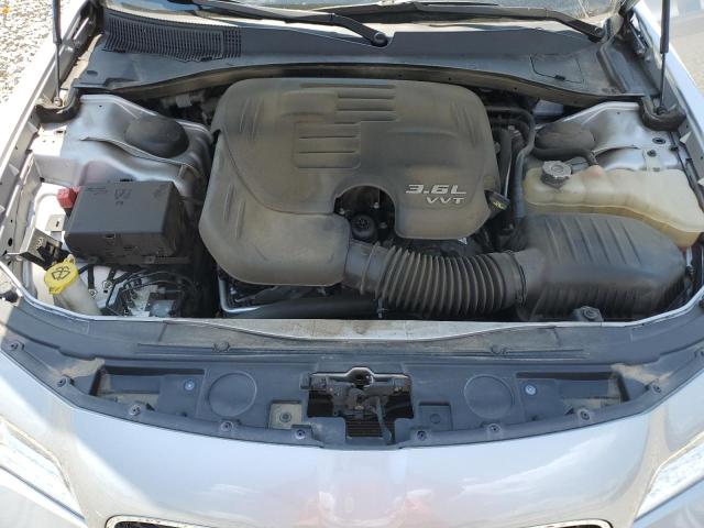 2019 Chrysler 300 Limited VIN: 2C3CCAEG2KH722475 Lot: 60256324