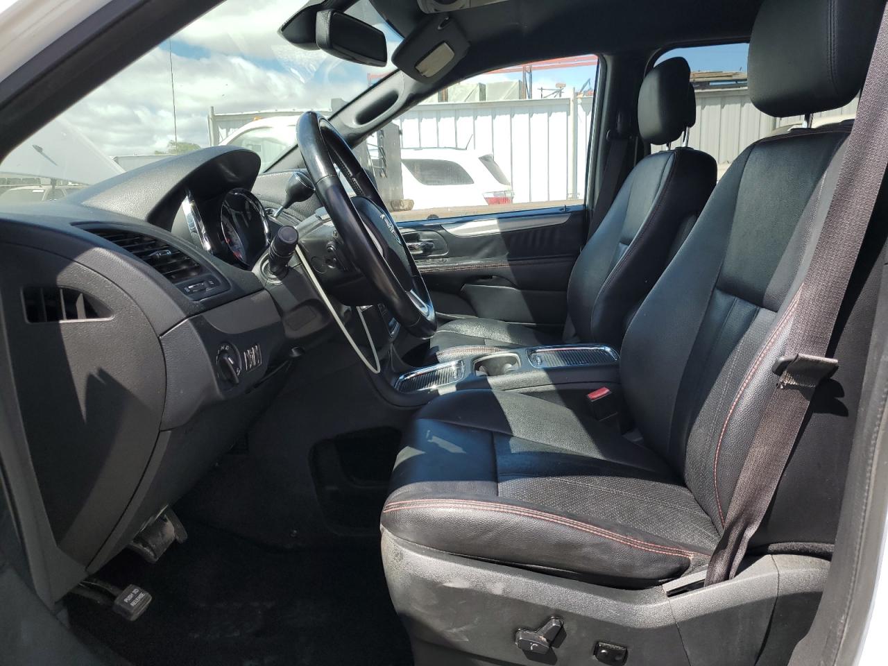 2C4RDGEG9KR541874 2019 Dodge Grand Caravan Gt