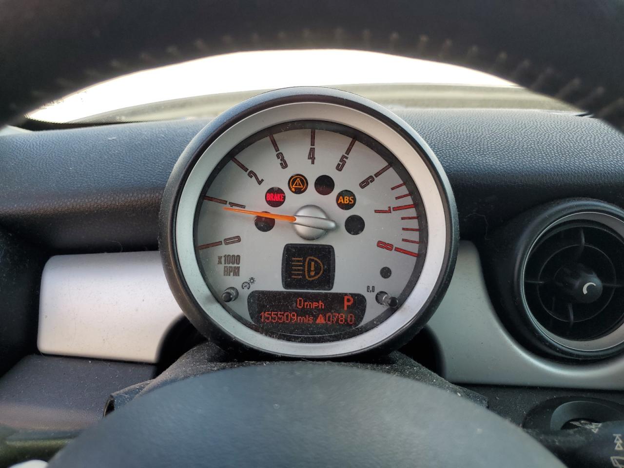 WMWMF3C57ATZ67582 2010 Mini Cooper