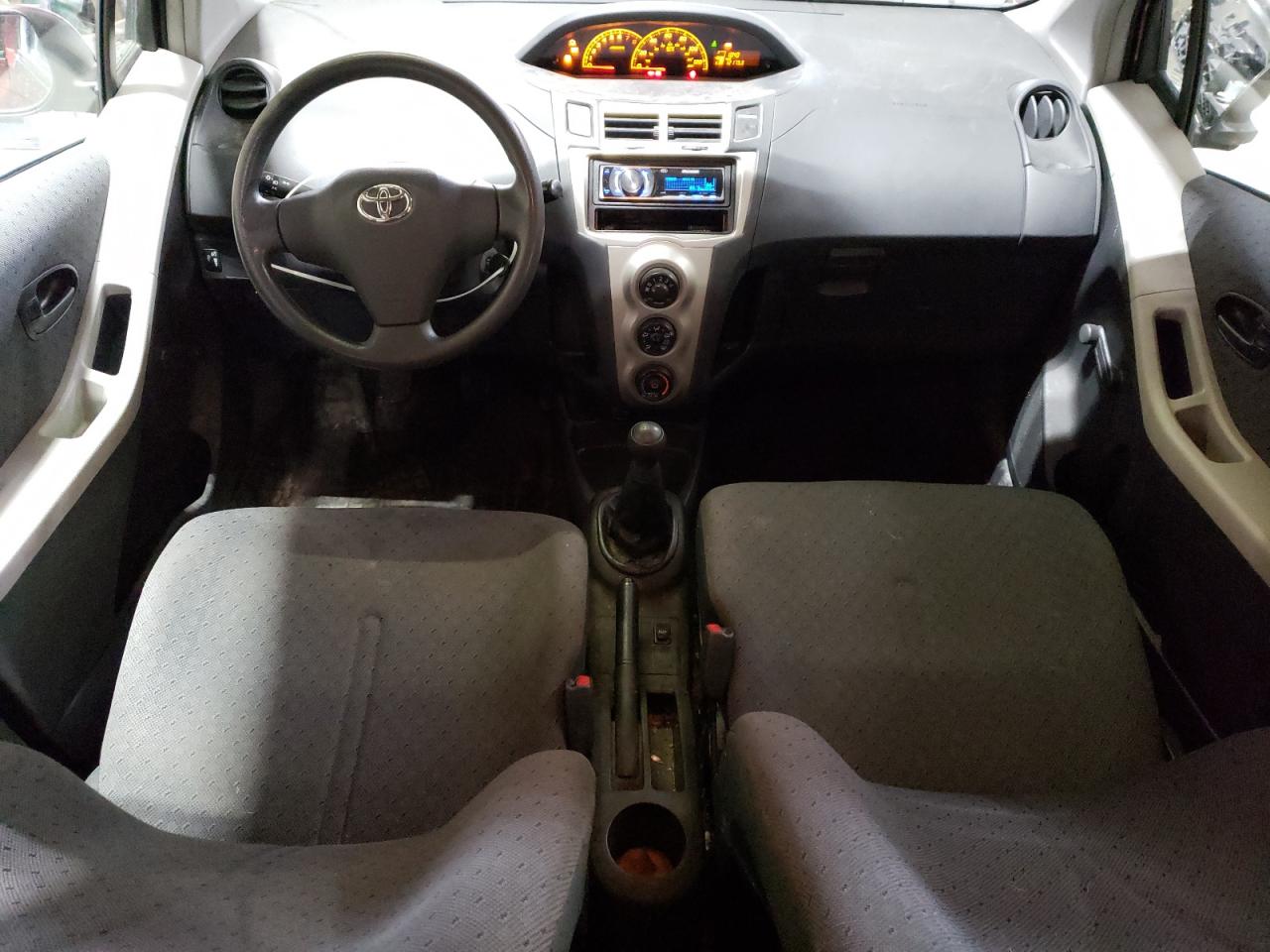 JTDKT4K3XA5300647 2010 Toyota Yaris