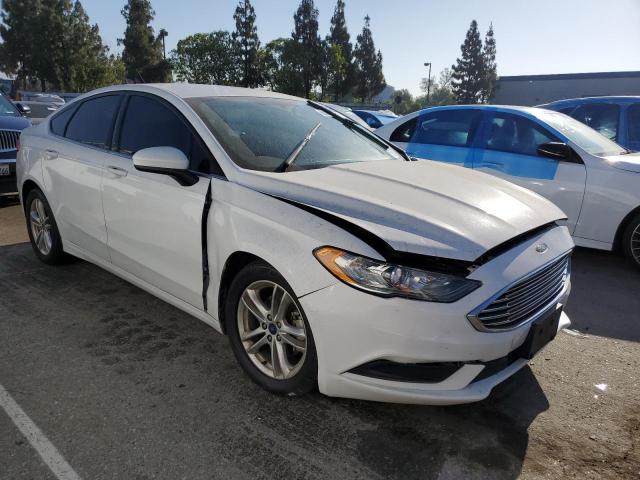 VIN 3FA6P0H74JR226525 2018 Ford Fusion, SE no.4