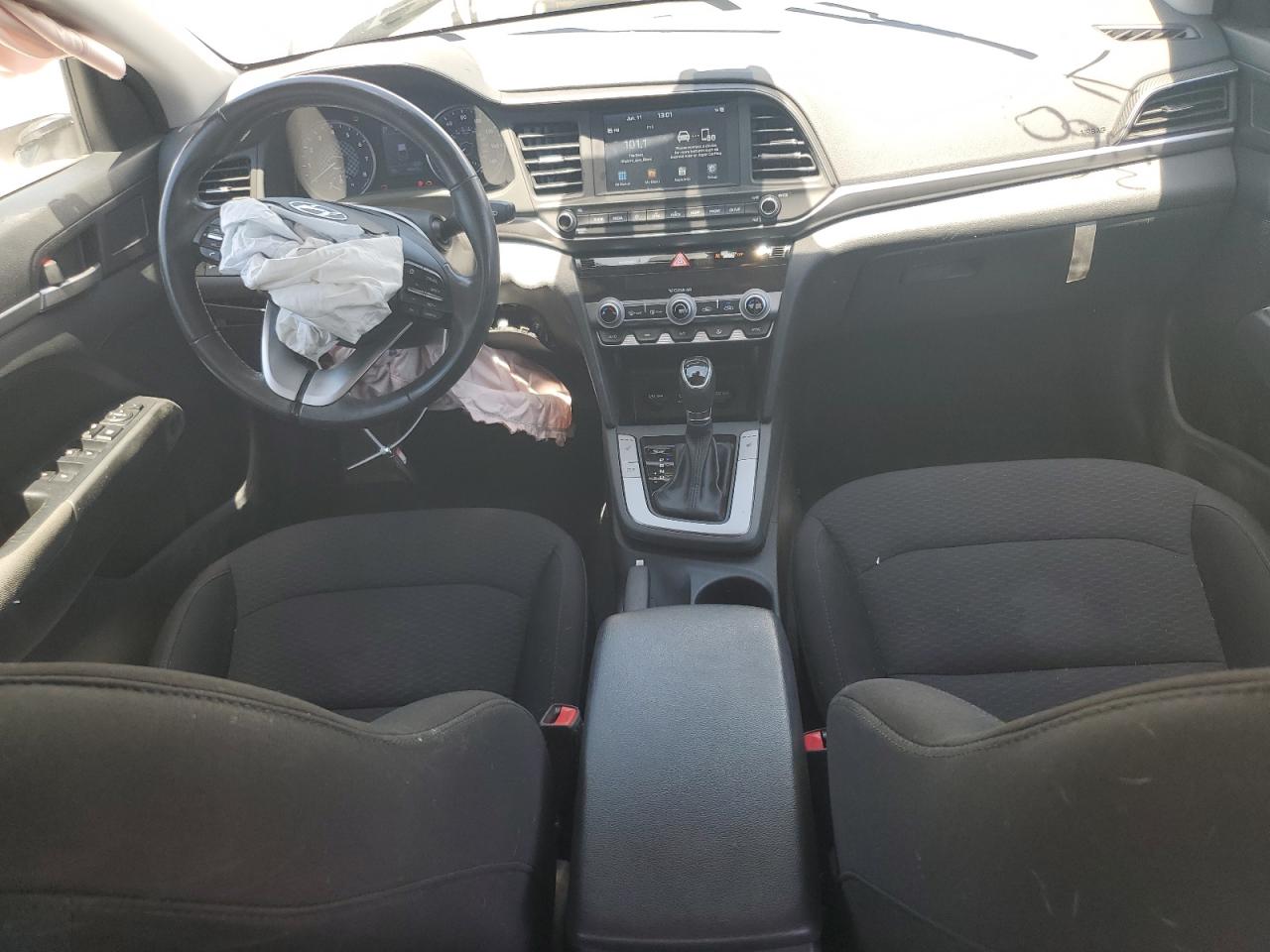 5NPD84LF6KH495974 2019 Hyundai Elantra Sel