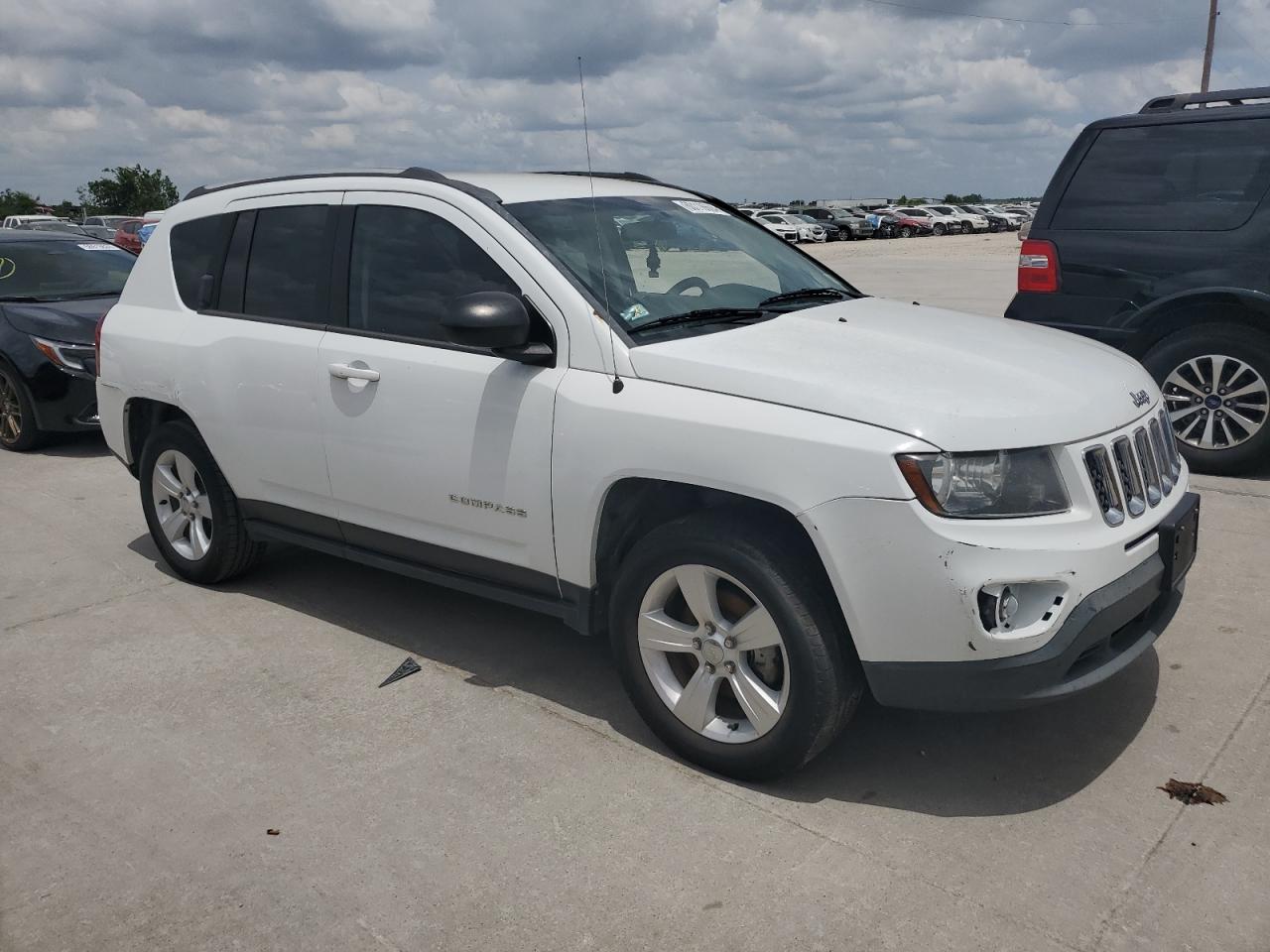 Lot #2770928390 2015 JEEP COMPASS SP