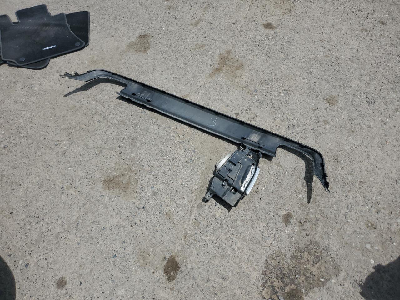 WDDHF5GB7AA224647 2010 Mercedes-Benz E 350