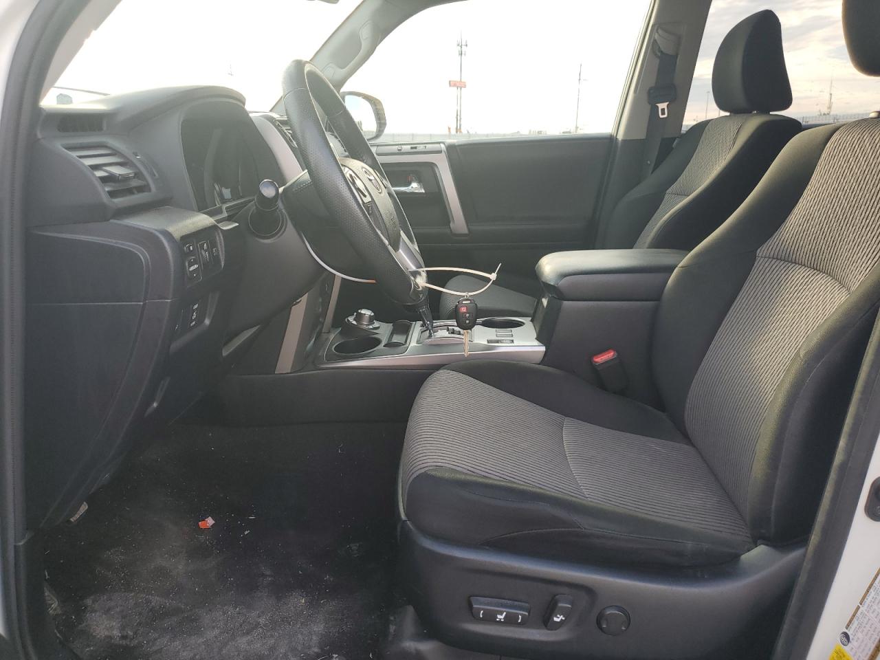 JTEMU5JR9M5853713 2021 Toyota 4Runner Sr5/Sr5 Premium