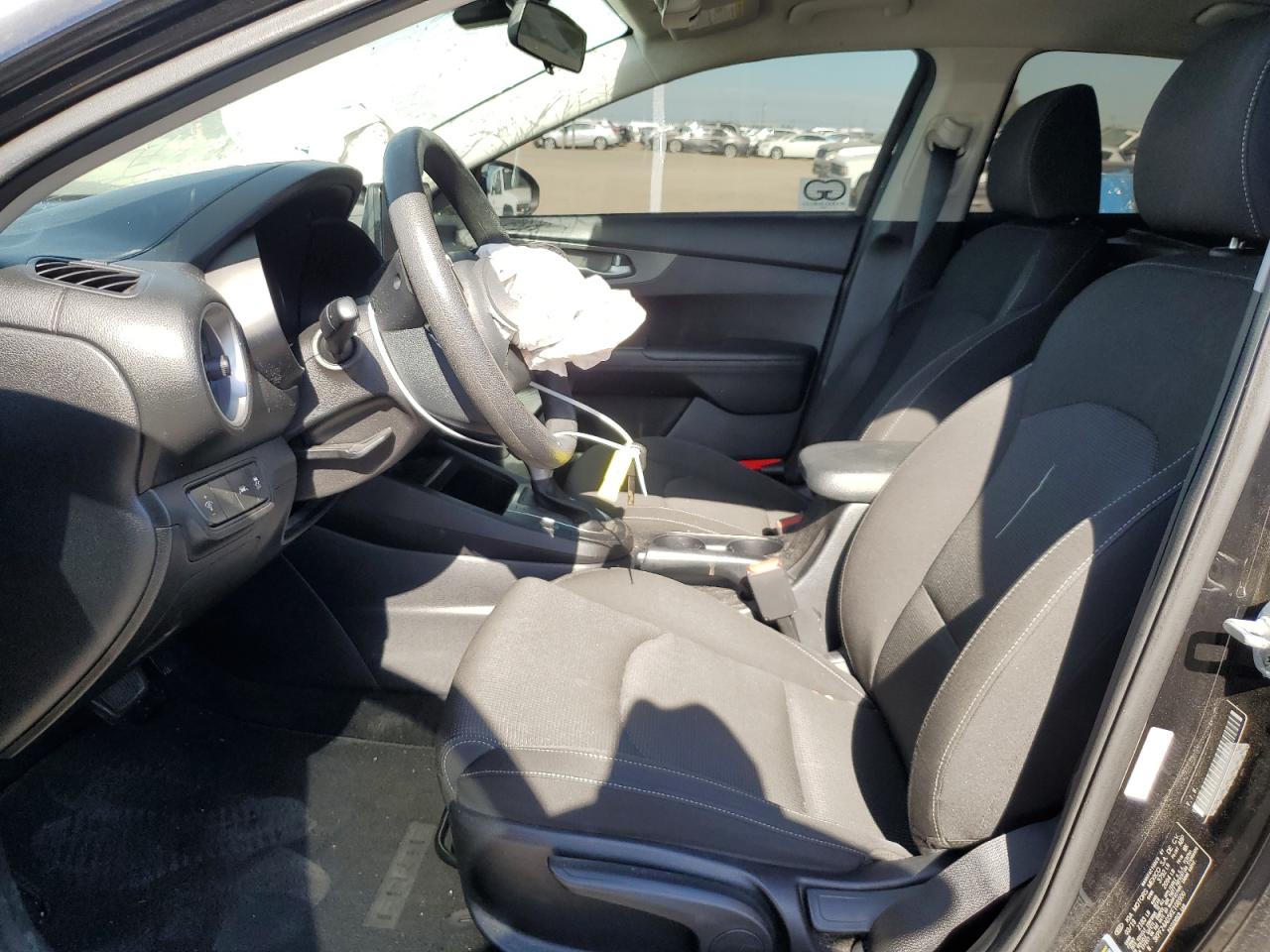 3KPF24AD5KE108900 2019 Kia Forte Fe