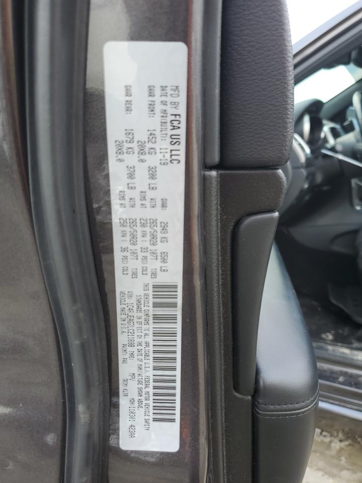 1C4RJEAG7LC211888 2020 Jeep Grand Cherokee Laredo