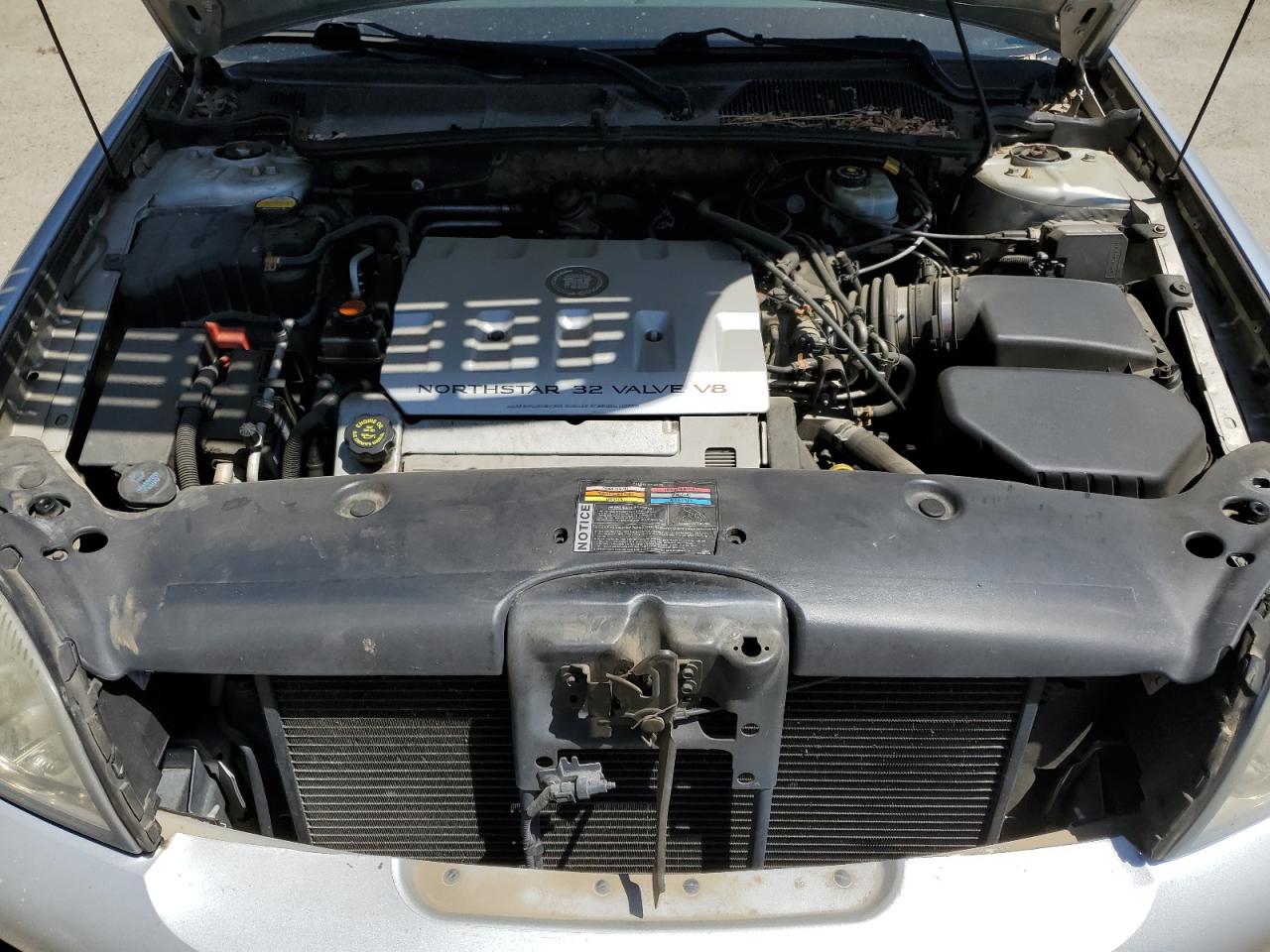 1G6KD54Y01U172794 2001 Cadillac Deville