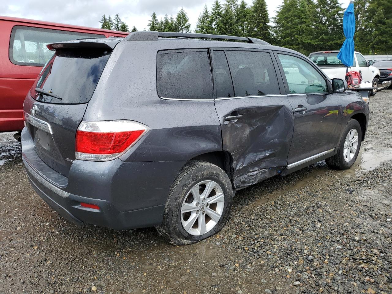 5TDBK3EH4CS117293 2012 Toyota Highlander Base