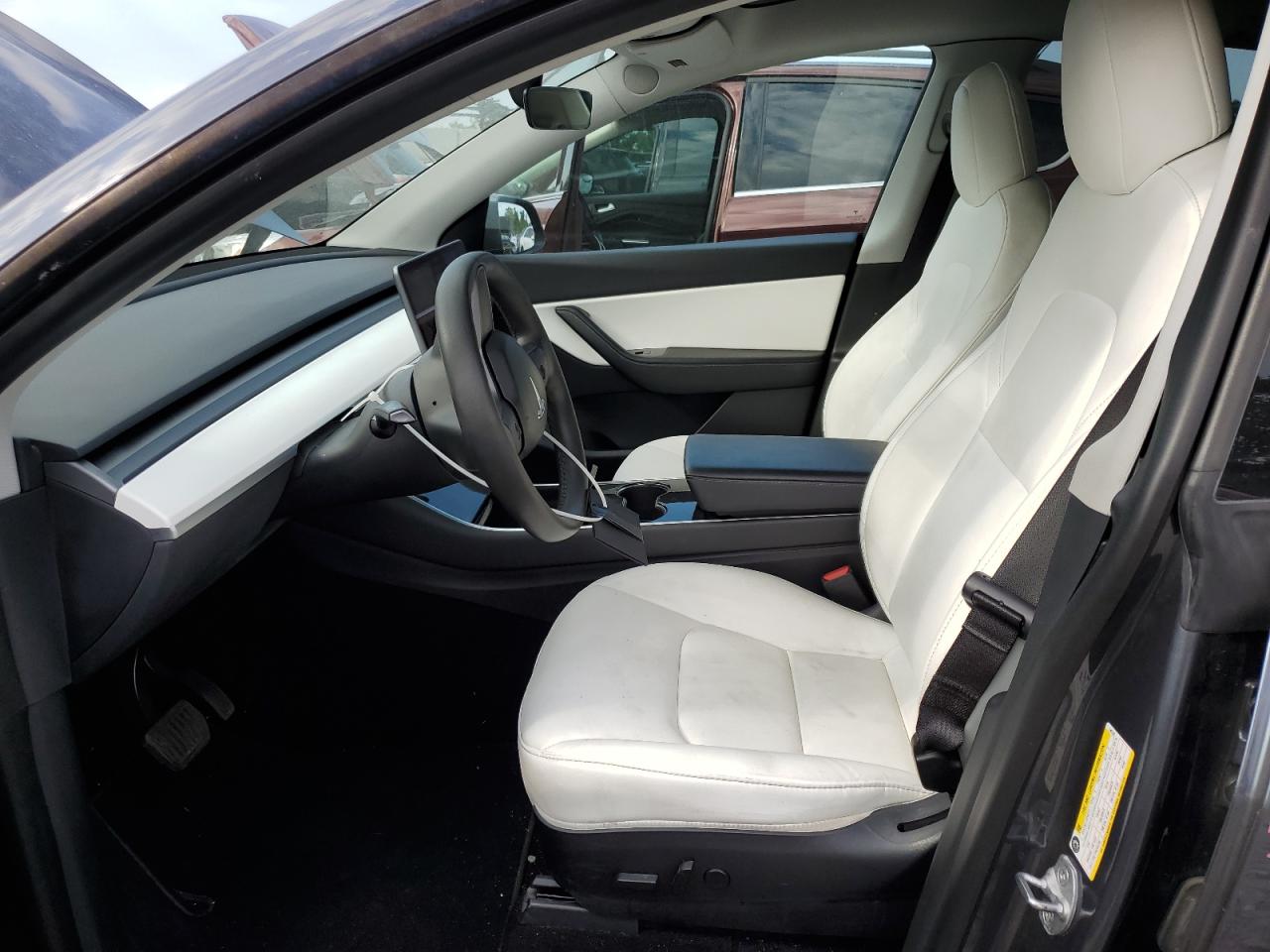 5YJYGDEE1LF046596 2020 Tesla Model Y