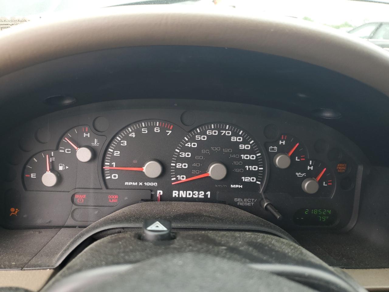 1FMZU73K74UB08563 2004 Ford Explorer Xlt