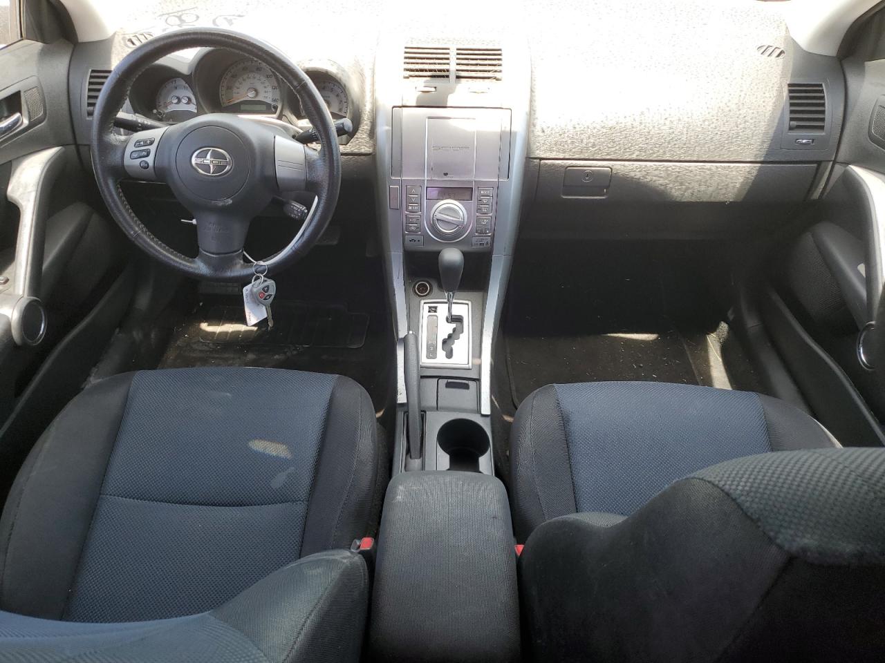 JTKDE177370212678 2007 Toyota Scion Tc