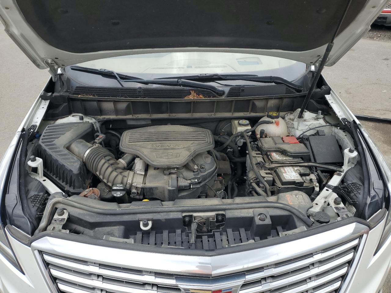 1GYKNFRS7HZ129520 2017 Cadillac Xt5 Platinum