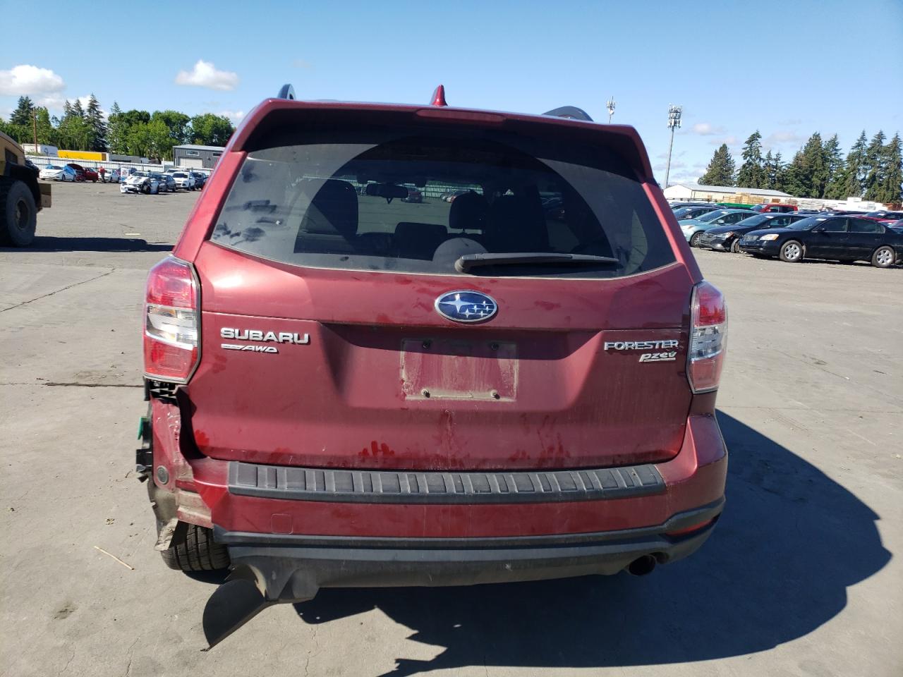 Lot #2860470014 2016 SUBARU FORESTER 2