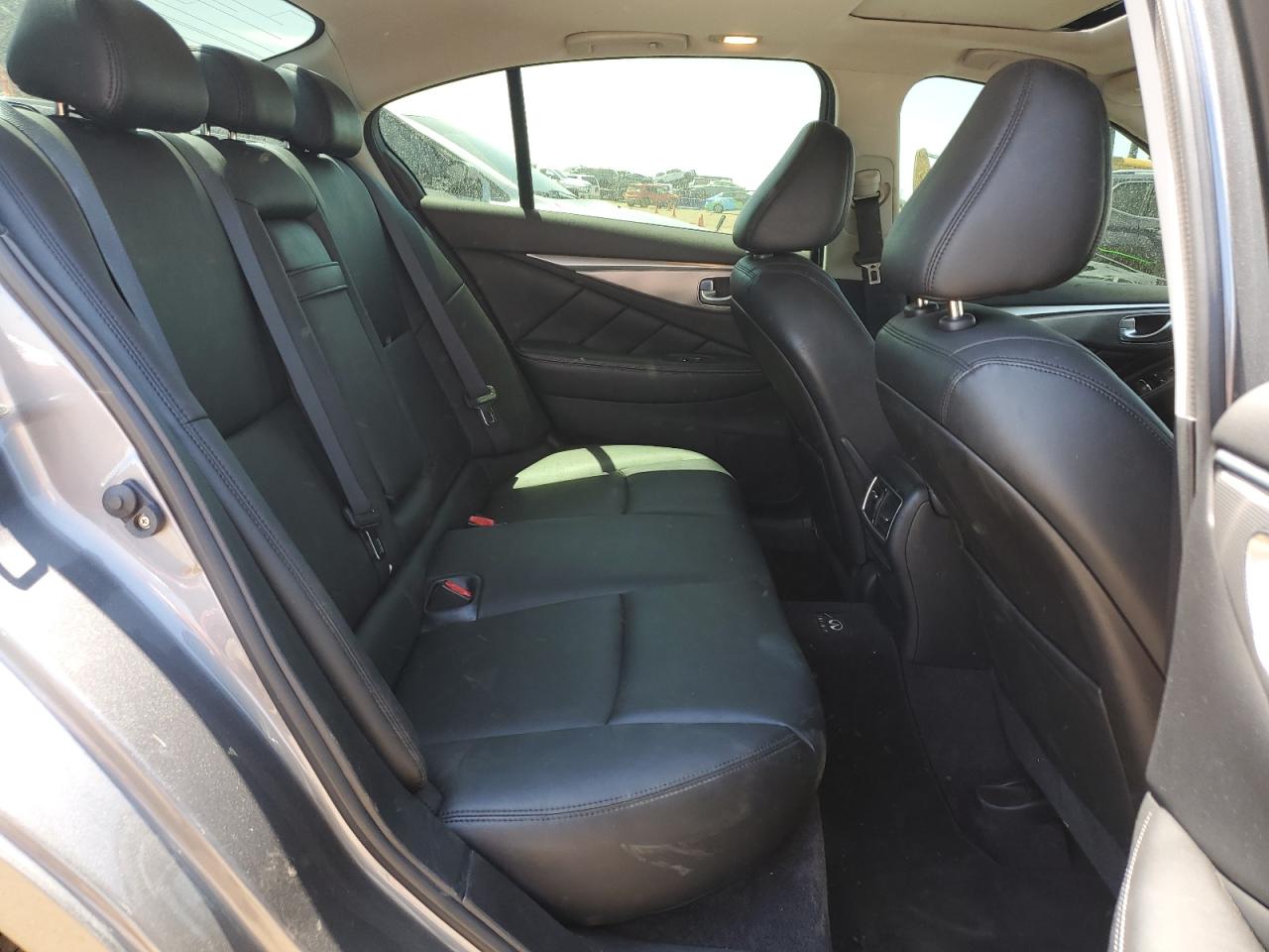 JN1BV7AR1FM392331 2015 Infiniti Q50 Base