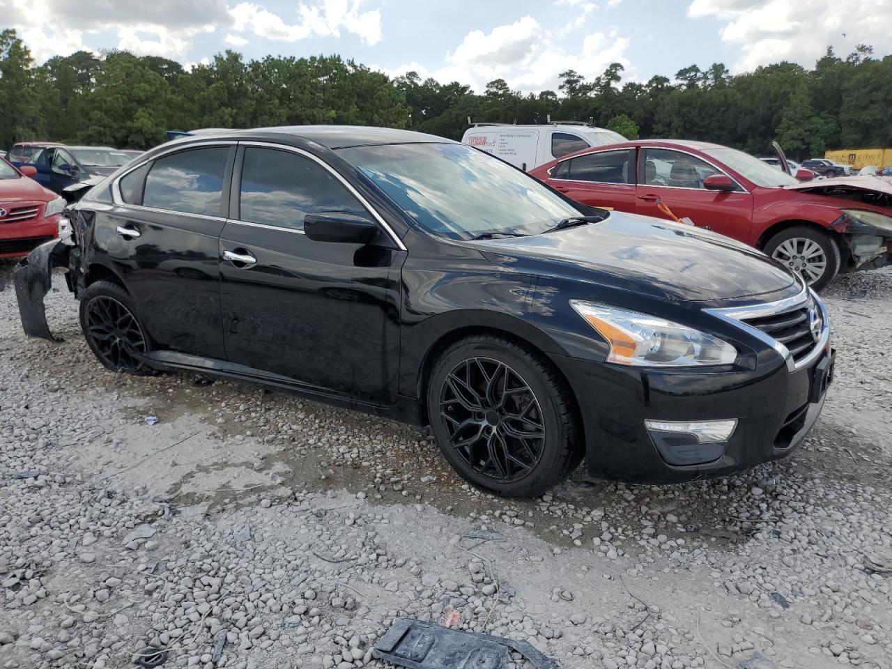 2015 Nissan Altima 2.5 vin: 1N4AL3AP4FN322358