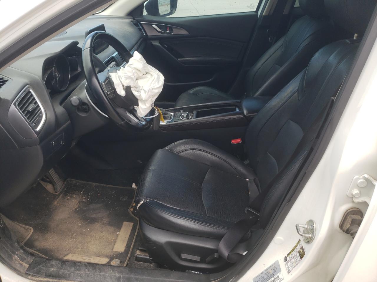 JM1BN1M38H1104147 2017 Mazda 3 Grand Touring