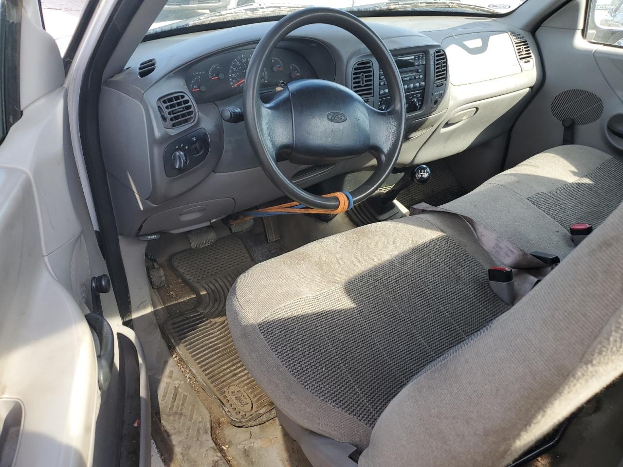 1FTDF1724VKA22074 1997 Ford F150