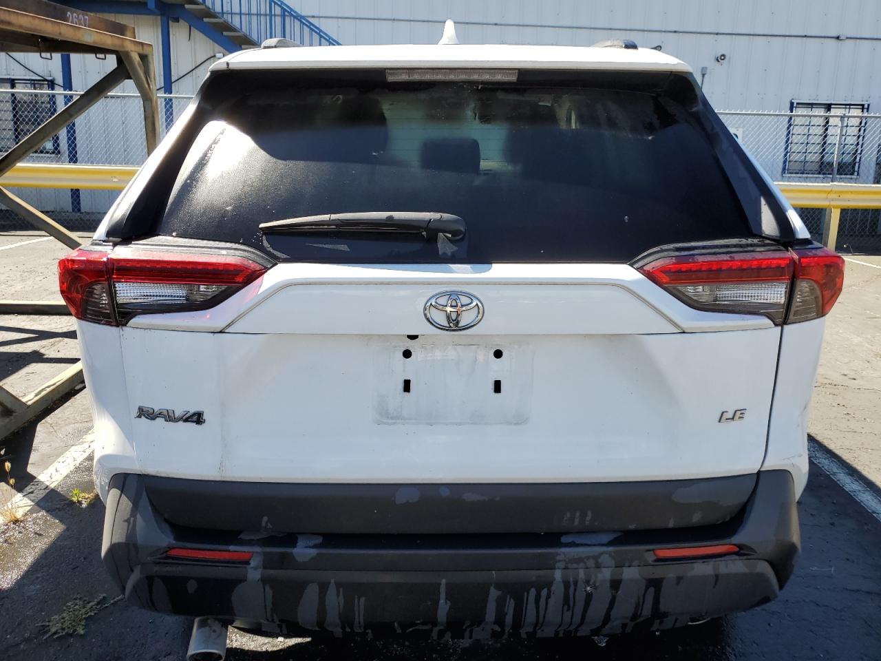 2T3K1RFV7MW168345 2021 Toyota Rav4 Le