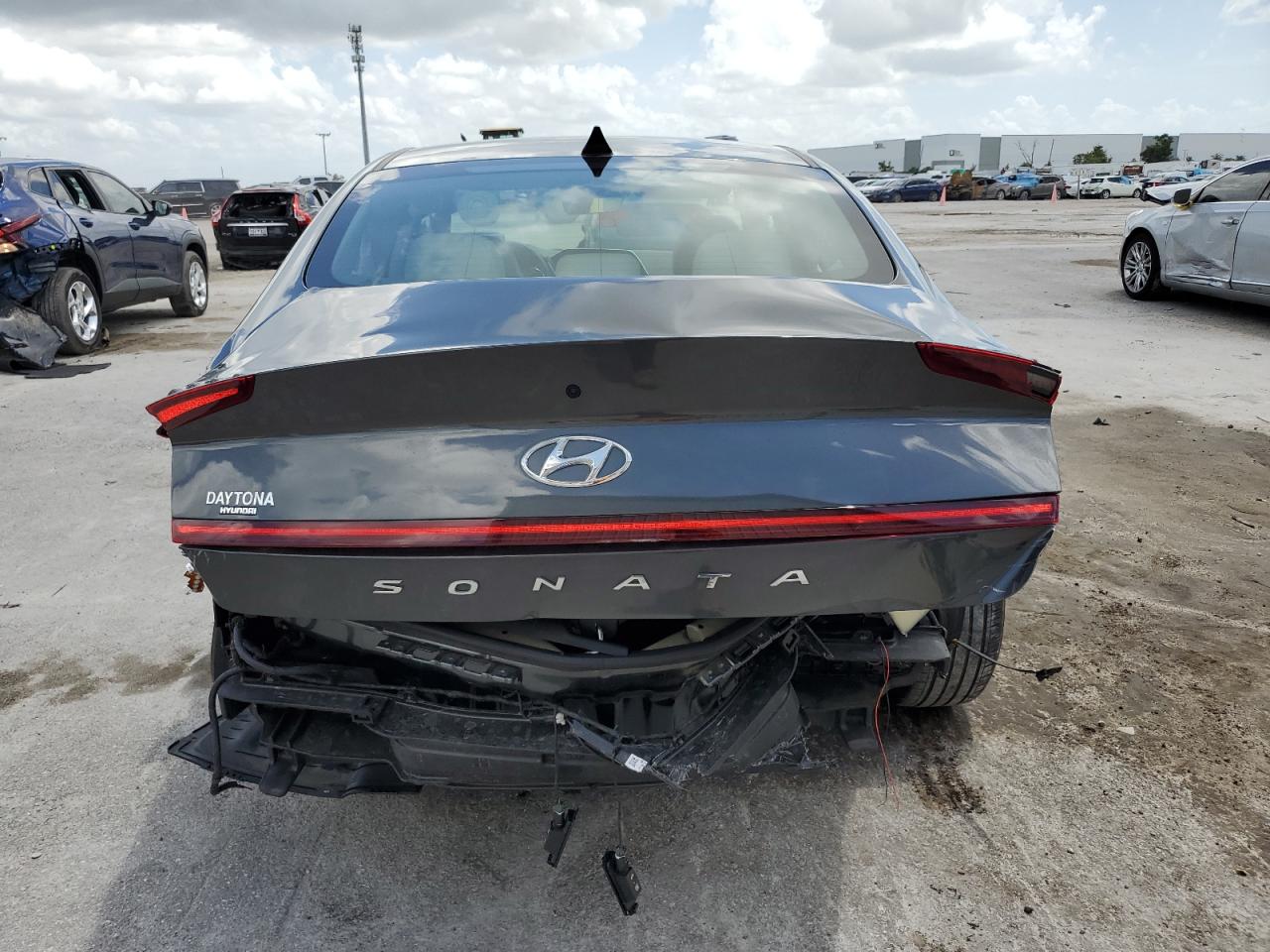 KMHL64JA7MA152394 2021 Hyundai Sonata Sel