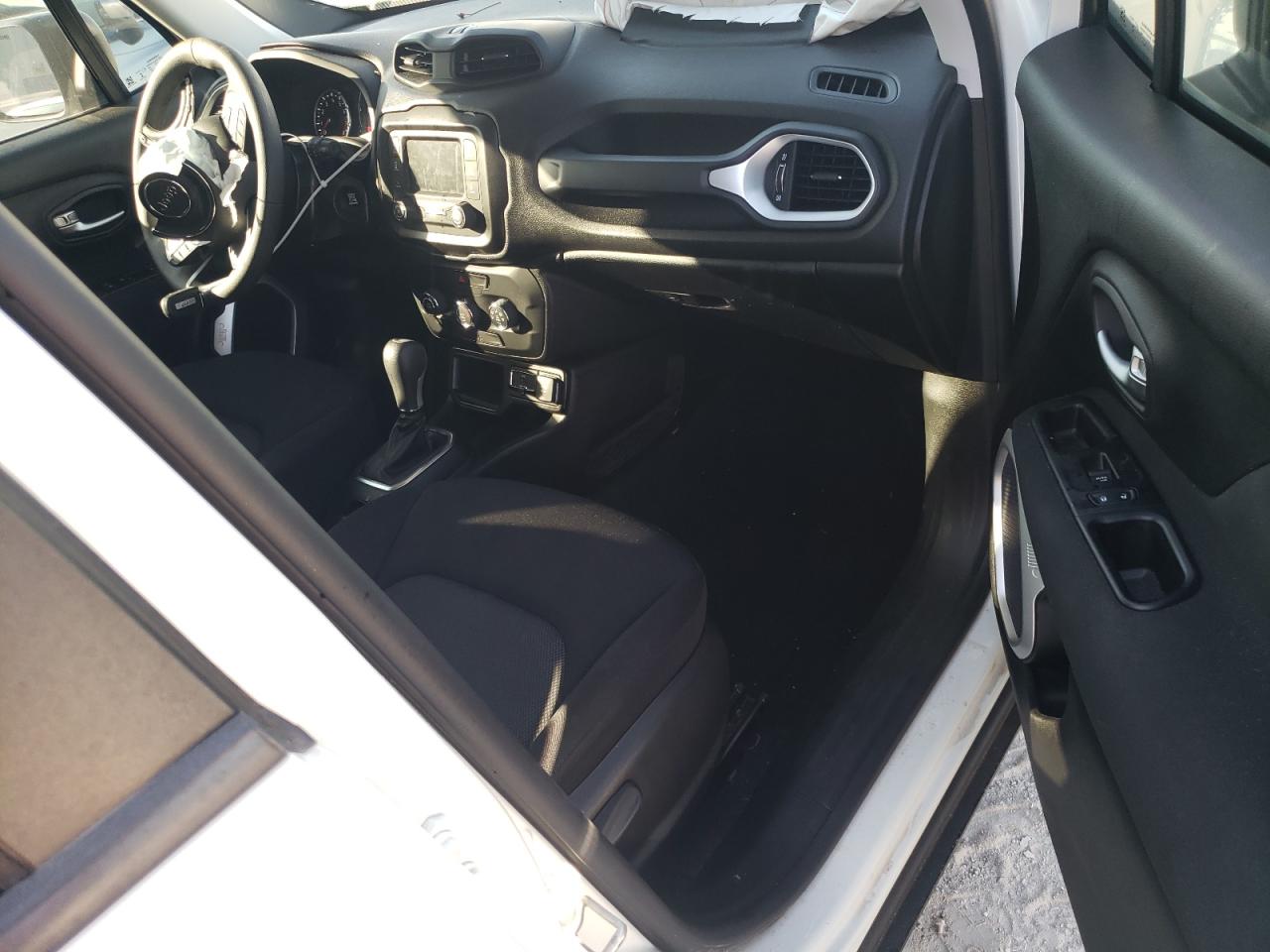 ZACNJAAB2LPL53019 2020 Jeep Renegade Sport