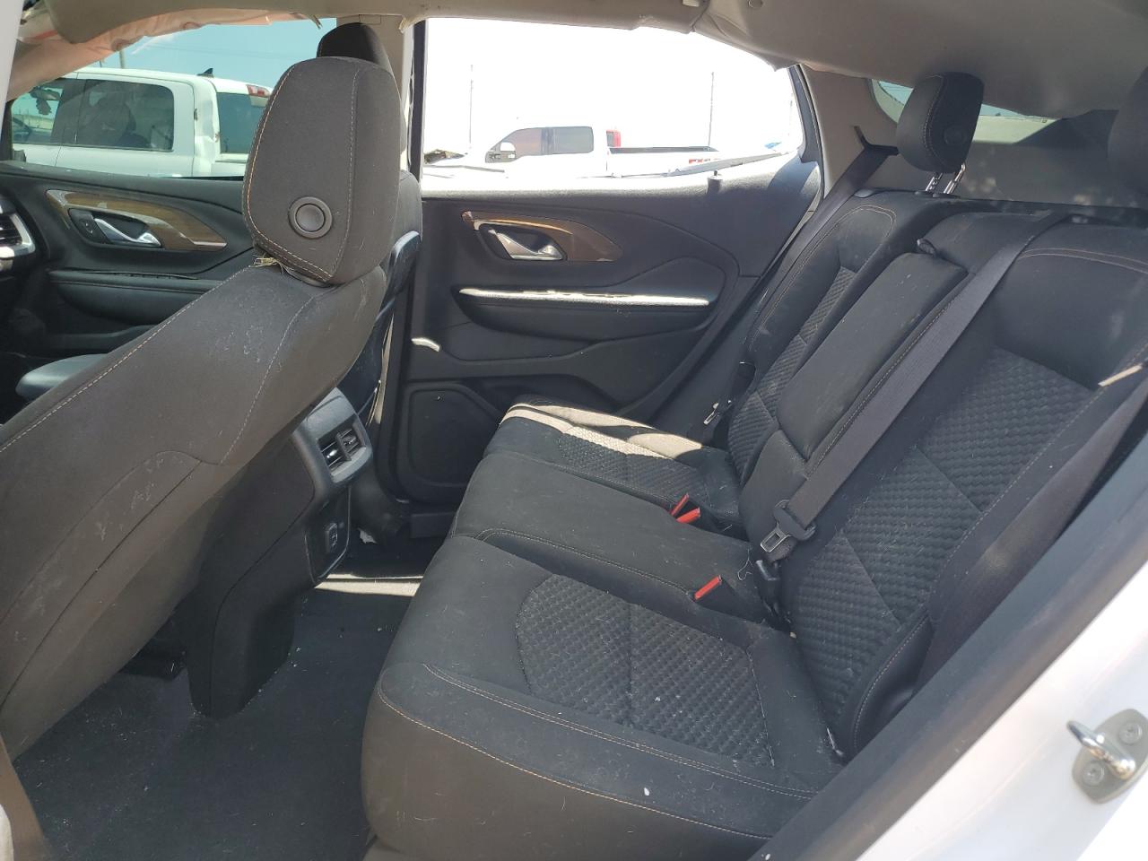 3GKALMEVXJL329157 2018 GMC Terrain Sle