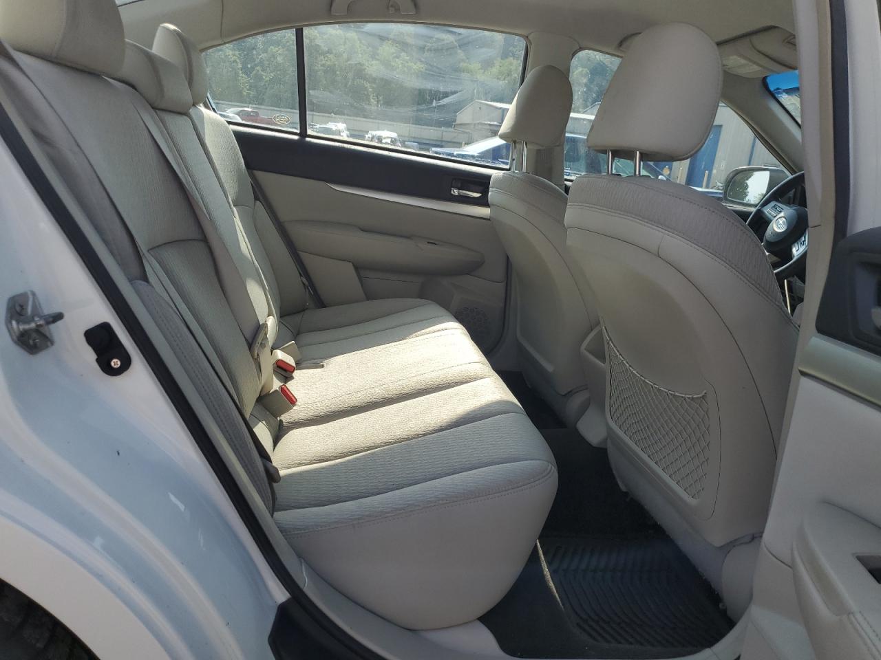 4S3BMBA68B3258490 2011 Subaru Legacy 2.5I