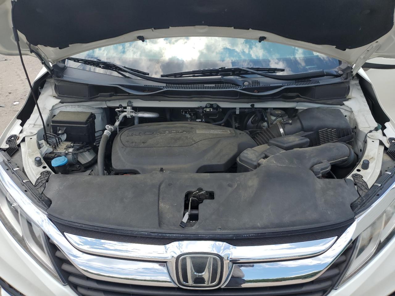 5FNRL6H71JB026421 2018 Honda Odyssey Exl