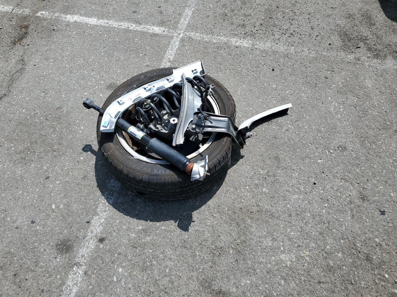 1C4PJLJS4HW549058 2017 Jeep Cherokee Overland