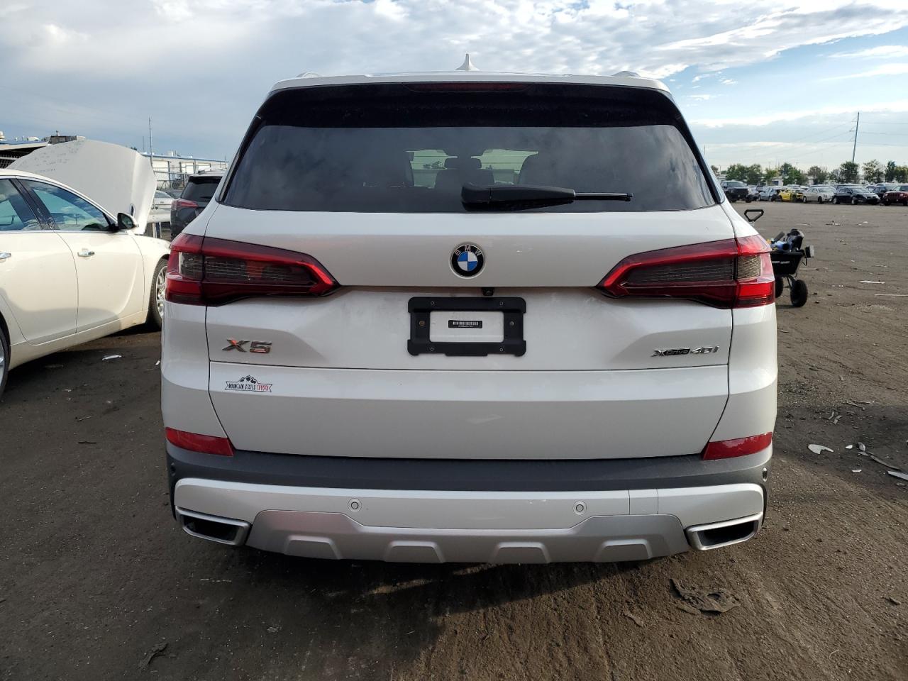 5UXCR6C50KLL07942 2019 BMW X5 xDrive40I