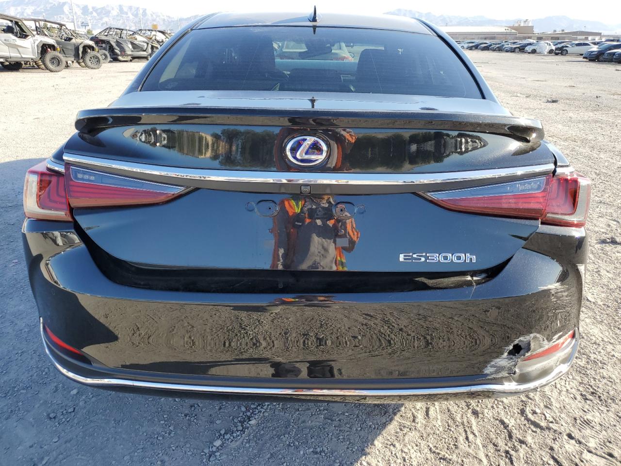 JTHB21B15K2027957 2019 Lexus Es 300H