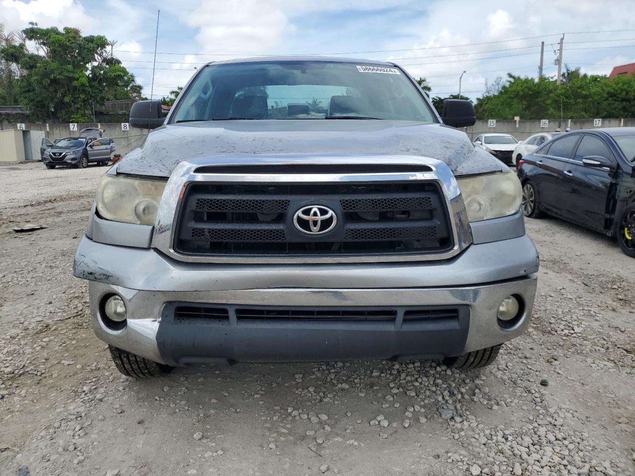 2013 Toyota Tundra Double Cab Sr5 vin: 5TFRU5F17DX028948