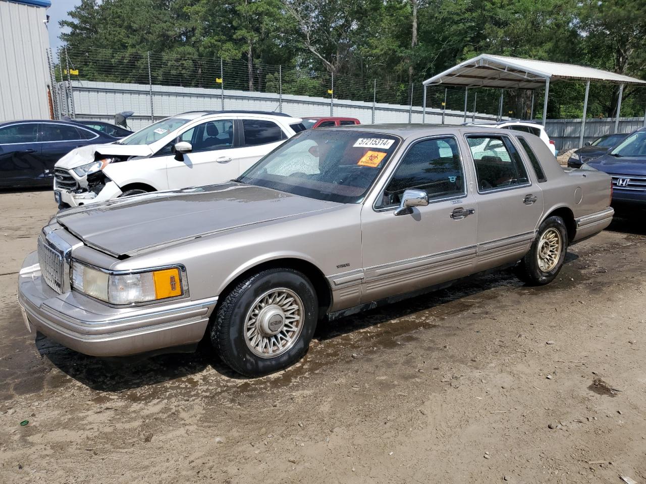 1LNLM81W9RY692174 1994 Lincoln Town Car Executive