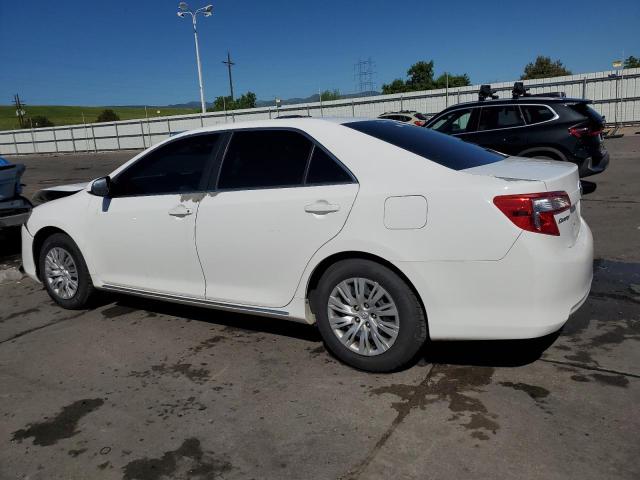 VIN 4T4BF1FKXER440766 2014 Toyota Camry, L no.2