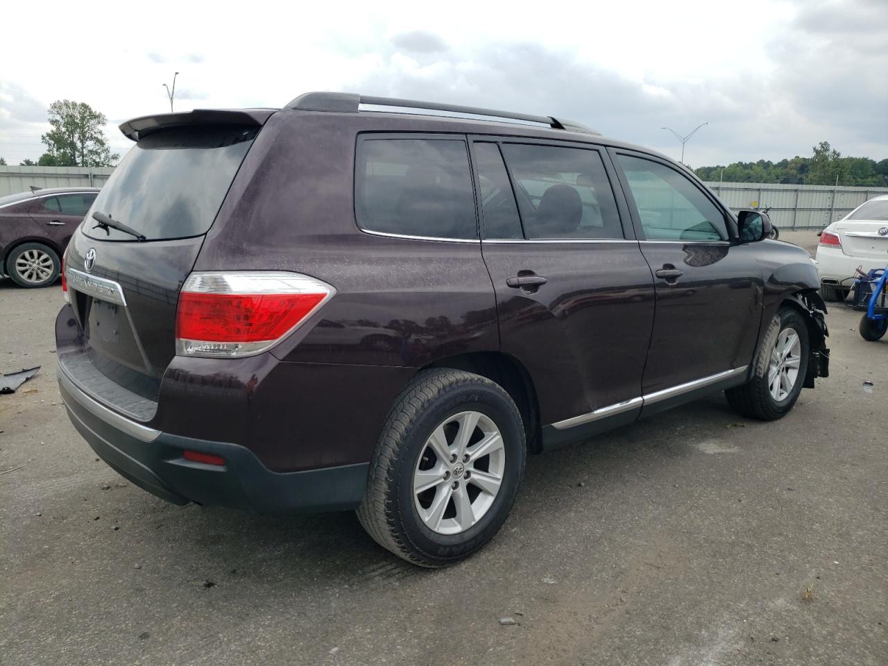 5TDZK3EH1BS026009 2011 Toyota Highlander Base