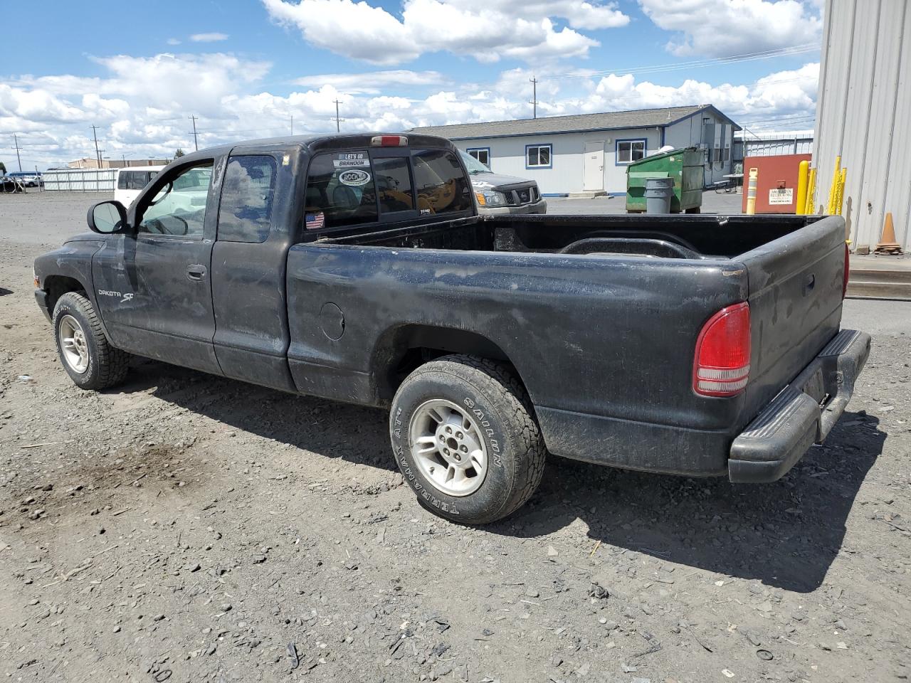 1B7GL22NXYS516666 2000 Dodge Dakota